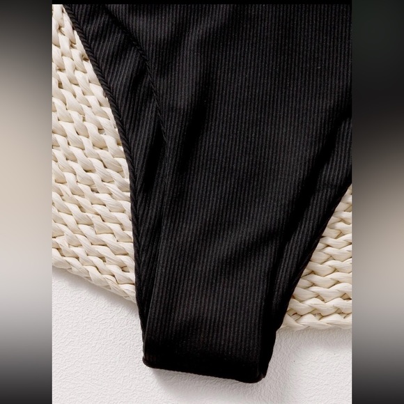 SHEIN Two Tone Micro Triangle Bikini Set - Picture 4 of 5